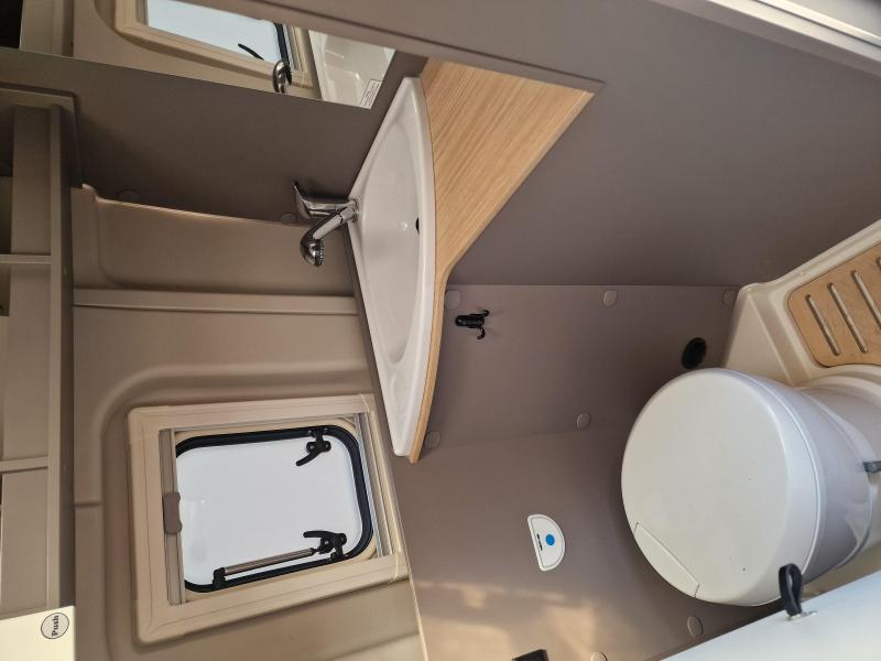 LMC Innovan 640 enkele bed vol opties  foto: 5