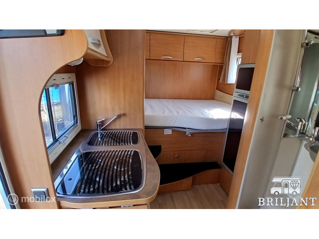 Chausson FLASH 16 ... 2011 cama transversal/cama abatible foto: 13