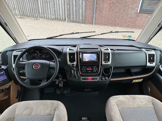 Carthago C-Compactline I 143 LE, Automatik Foto: 13