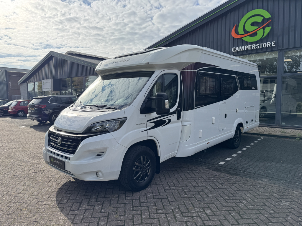 Hobby  Optima de Luxe T70 E