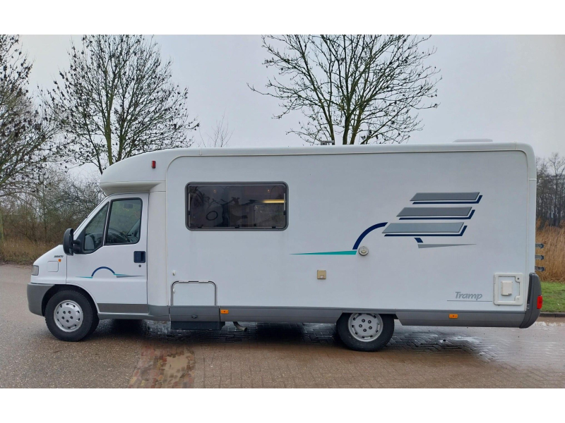 Hymer Tramp met maxxfan, zonnepaneel  foto: 9