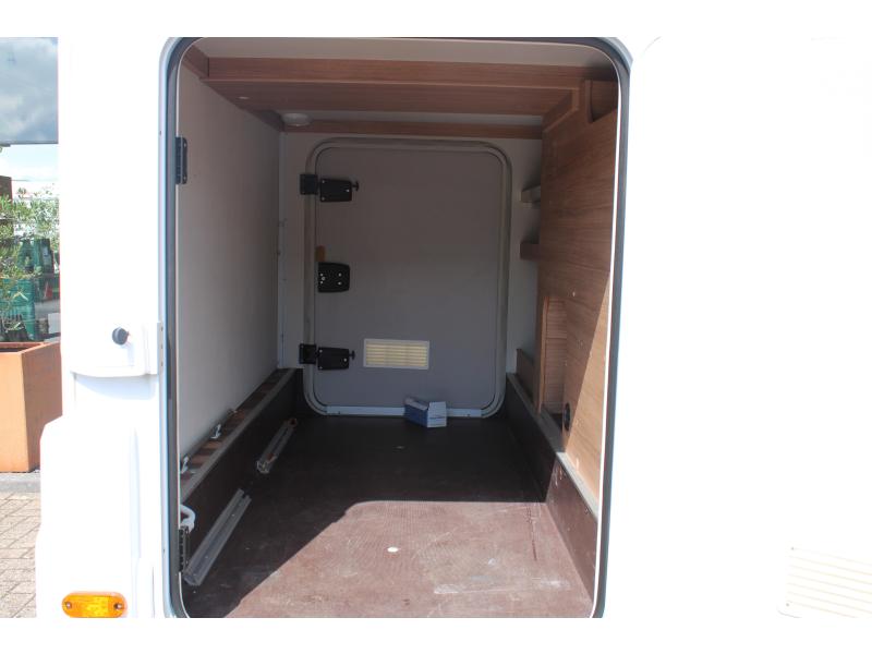 Weinsberg CaraCompact Pepper 600 MEG 140PK Dakairco Omvormer  foto: 15