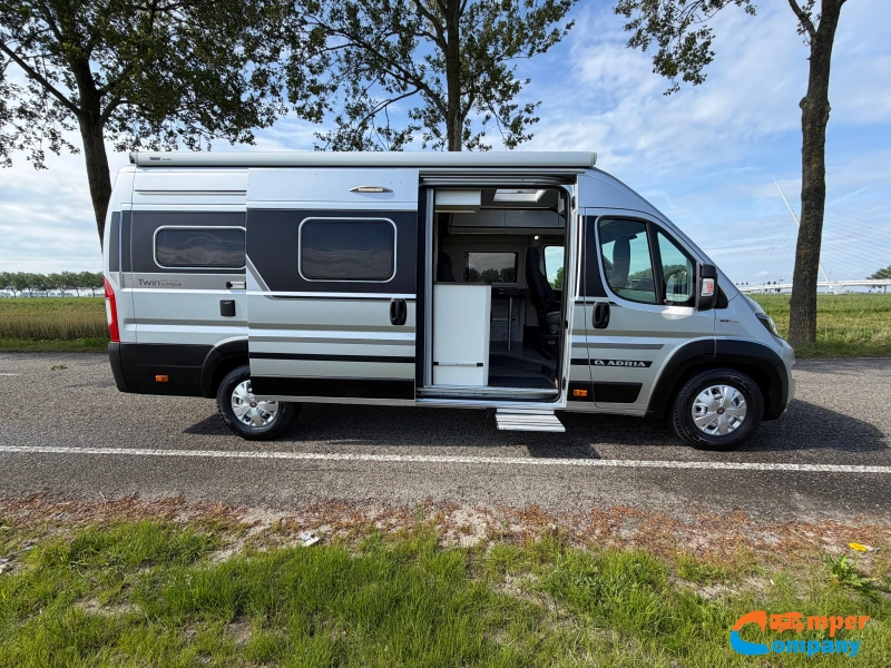 Adria Twin Supreme 640 SLB Lits jumeaux / Toutes options photo : 6