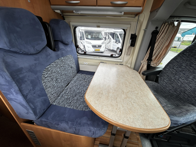 Chausson Twist 2 Dwarsbed/2008/Euro4/Airco  foto: 14