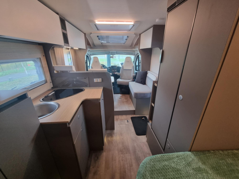 LMC Tourer 630 T 165 PS Foto: 15