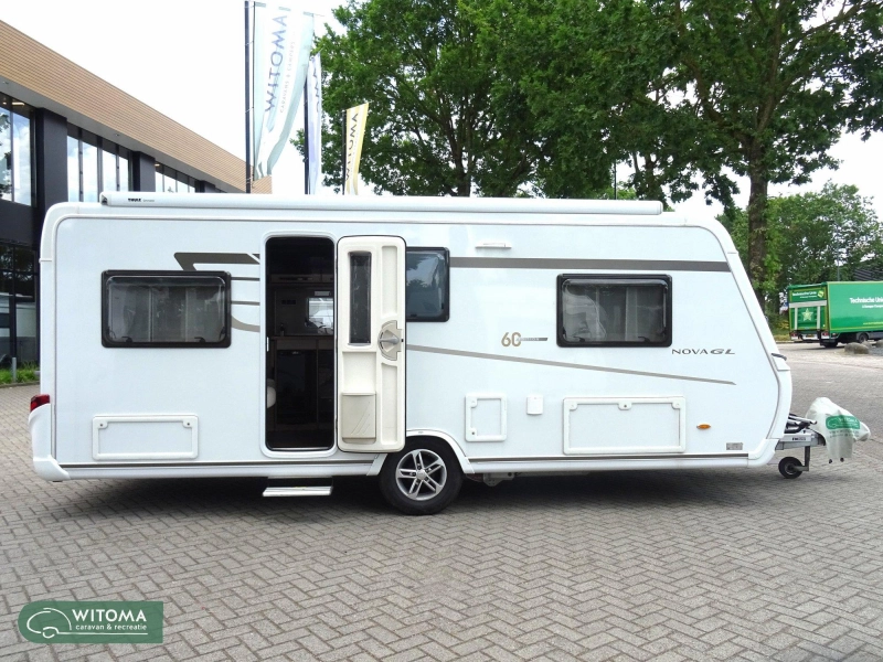 Eriba Nova GL 530 mover-calefacci&oacute;n por suelo radiante-Jue foto: 19