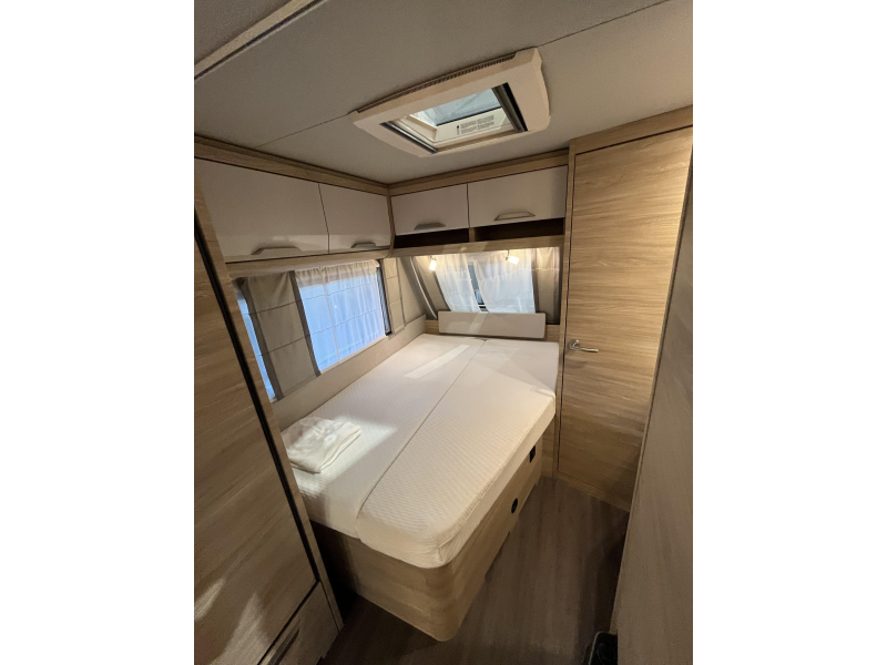 Knaus Sudwind 60 Years 500 FU Mover-Toldo de cassette foto: 11
