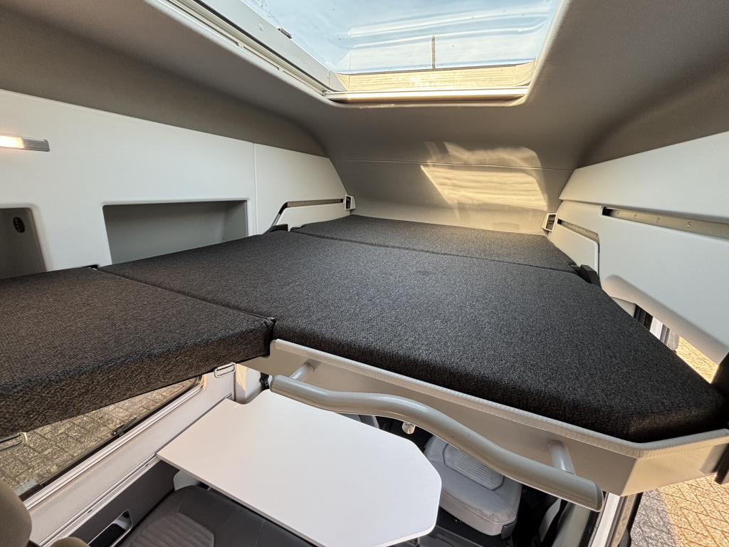 VOLKSWAGEN CRAFTER photo: 20
