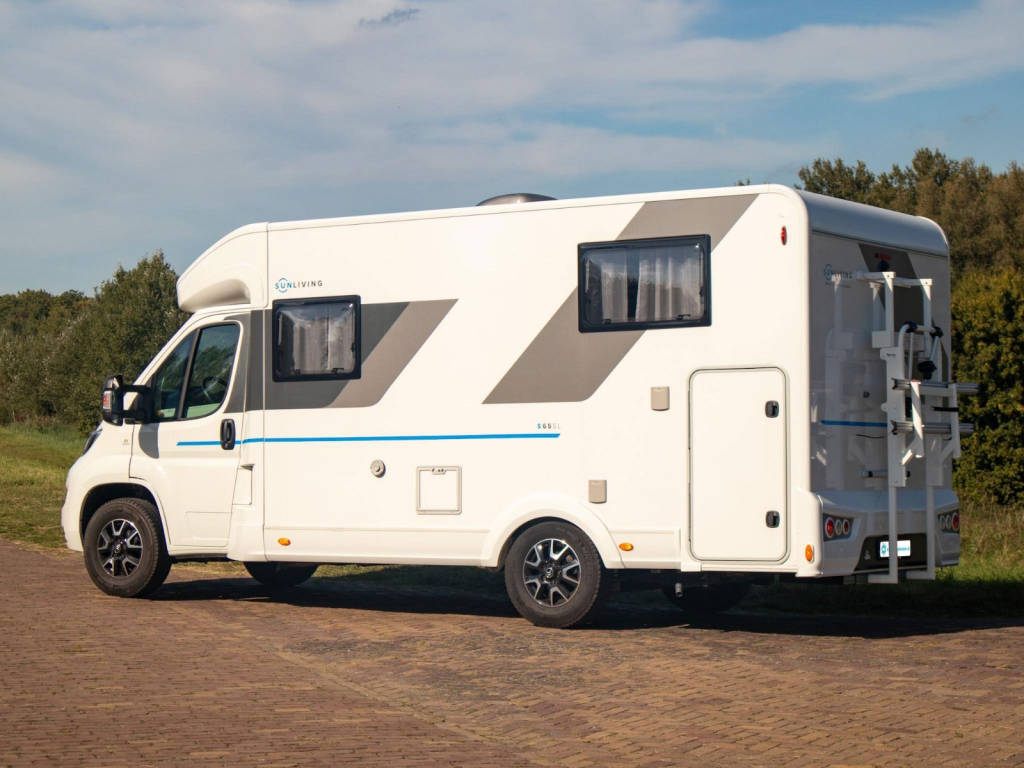 SUN LIVING S-SERIES S 65 SL photo: 1