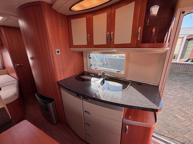 HOBBY PRESTIGE 650 KMFE foto: 12