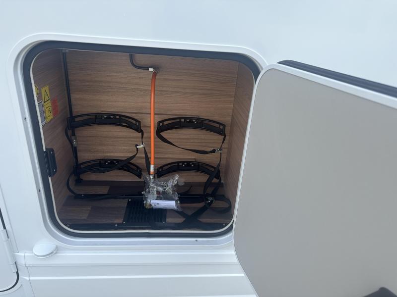 Weinsberg CaraSuite 700 ME Ensuite bad zonder hefbed  foto: 20