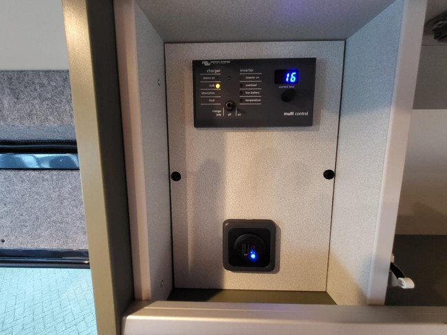 Leaf 4 Sprinter met Hefdak foto: 11