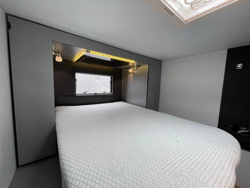 Adria Elios Adria Elios XCS Queensbed  foto: 13