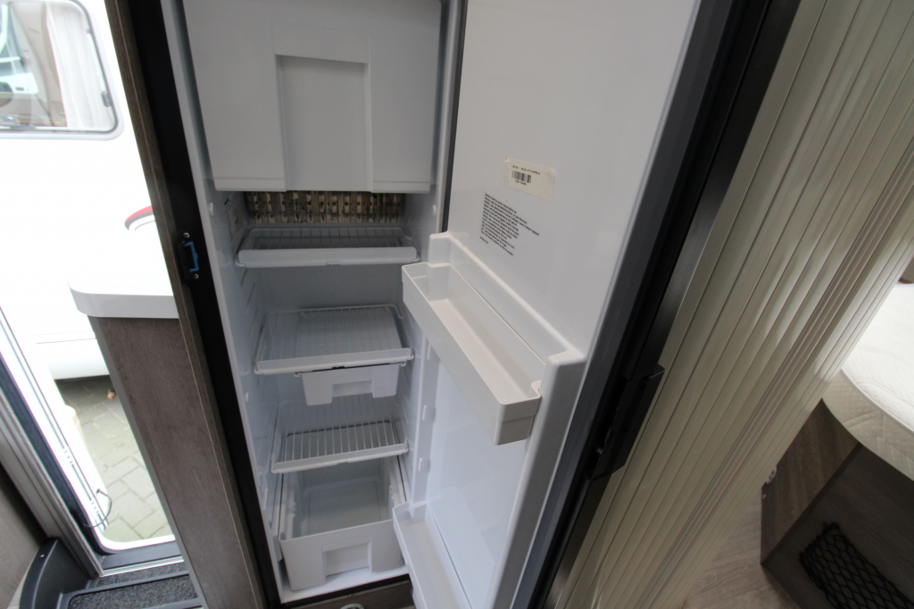 Mobilvetta K silver 54*Queensbed+hefbed* foto: 5