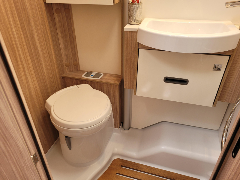 B&uuml;rstner Limited 727 Riva loft Foto: 23