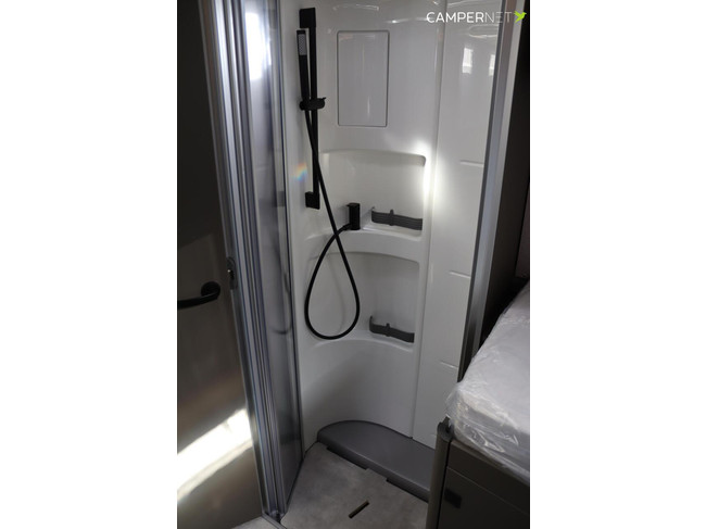 Hymer GT-S 685 170pk Automaat | Face to Face | Lithium | Luifel | Omvormer | Dieselverwarming | LED koplampen | Wifi router | Stoelver foto: 19