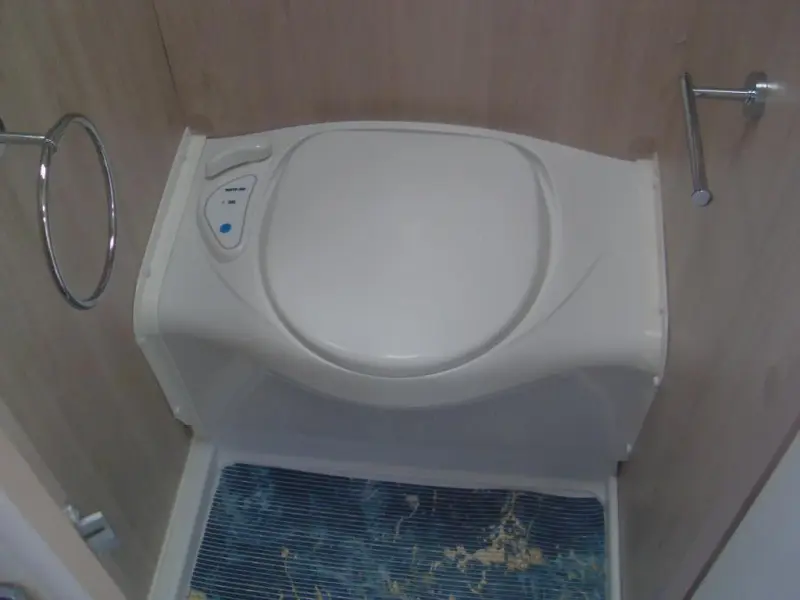 Caravelair Alba 390 in nieuwstaat  foto: 6