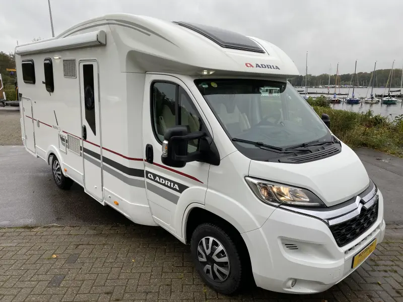 Adria Matrix Plus 670 SL Demo modelo 2024