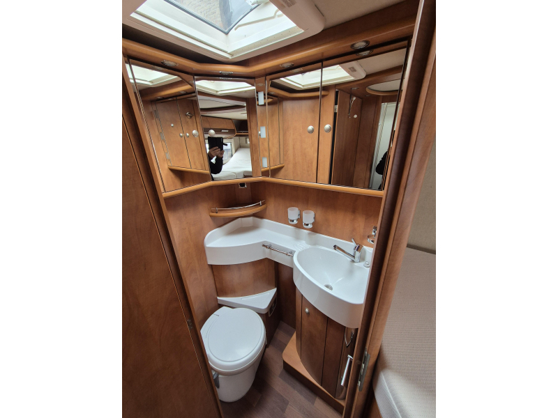 Carthago C-Tourer I 149 LE AUT 150PS 2016 TWINBED Foto: 16