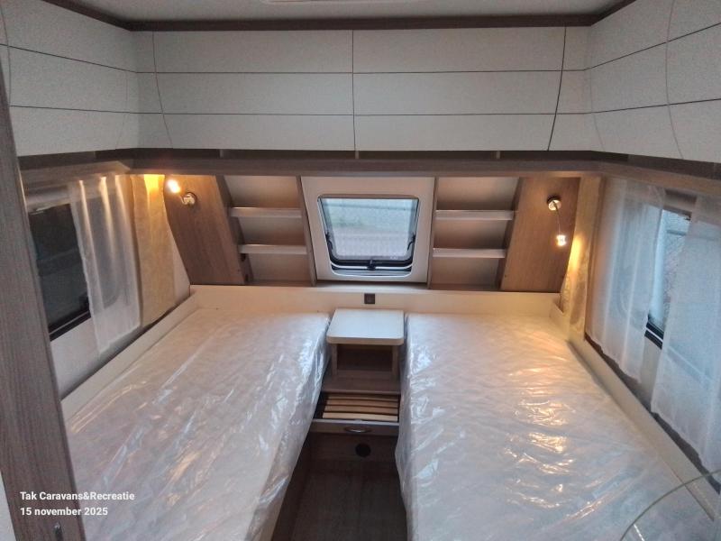 Hobby Ontour 460 DL lengte bedden  foto: 8