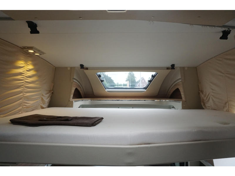 Adria Matrix Platinum 670 SC 5. Sitzplatz / Dachklimaanlage Foto: 17