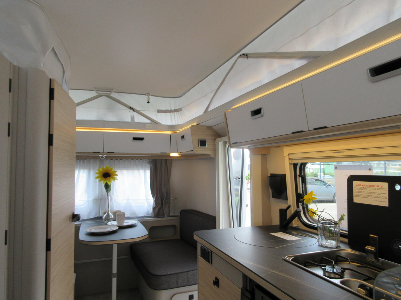 Eriba Touring 530 !! NIEUW BIJ CAMPOLIFE !!  foto: 4