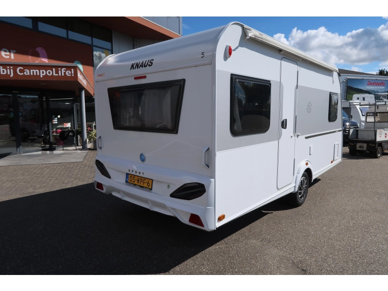 Knaus Sport 450 FU ZGAN, 5 MAANDEN OUD  foto: 18