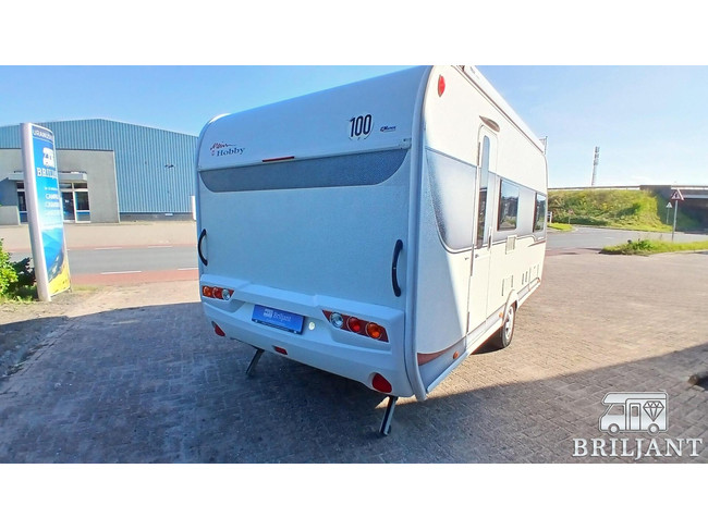 Hobby On tour 470 Wohnwagen.. Etagenbetten/Querbetten Foto: 5