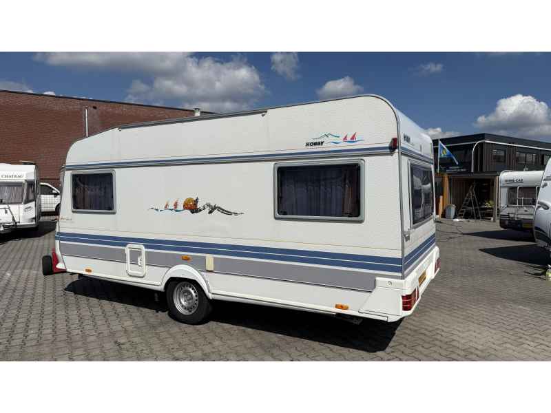 Hobby Excellent 470 Rundsitzgruppe Bett Toilette Foto: 13