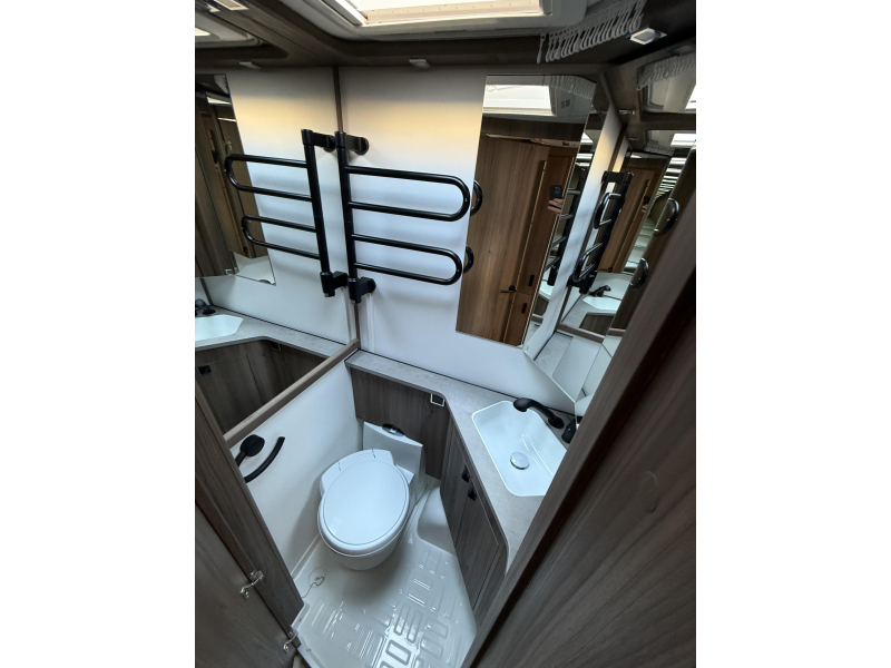 Kabe Royal 540 GLE foto: 13