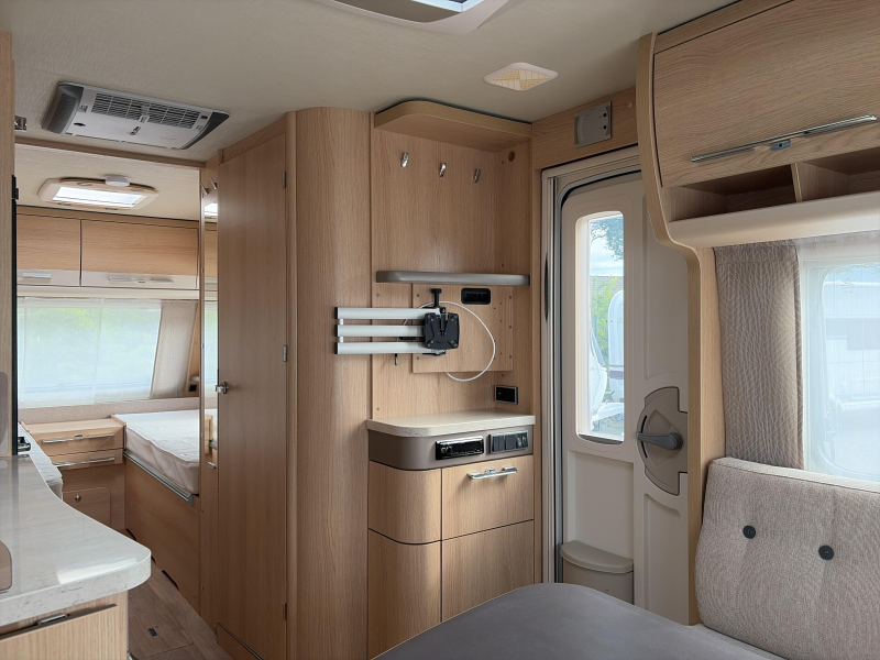 Eriba Nova 530 GL Zeer compleet!!!  foto: 8