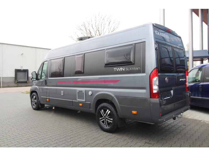 Adria Twin Titanium 640 SLX Enkele bedden - EURO5  foto: 2