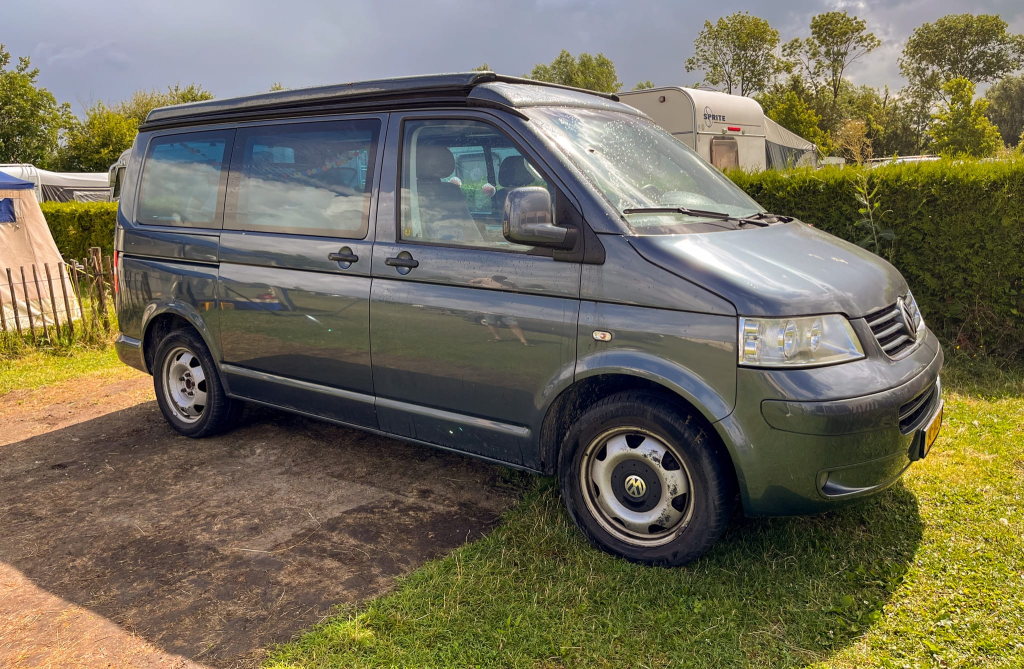 VOLKSWAGEN MULTIVAN foto: 1