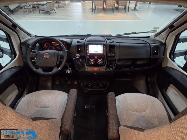 Knaus Sky Ti 650 MEG * Sistema de nivelaci&oacute;n* Excelente estado *2019 foto: 9
