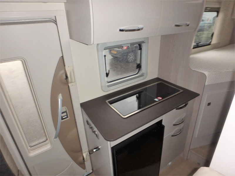 Bürstner Nexxo Van 620 T  foto: 17