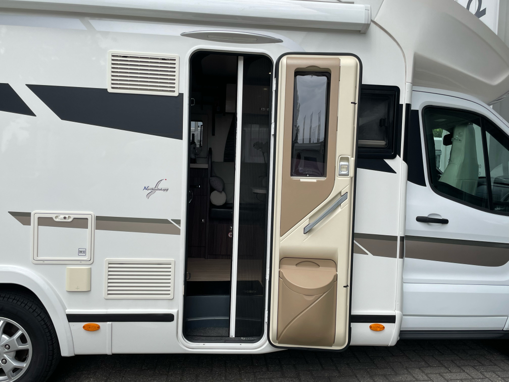 Chausson Cocoon 497 QUEENSBED + HEFBED AUTOMAAT AIRCO CAMERA  foto: 5