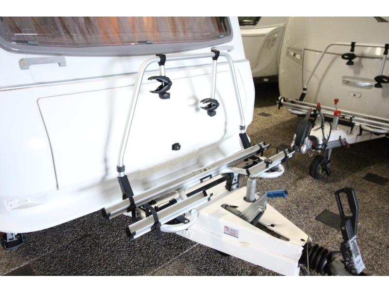 Hobby De Luxe 400 SF Voortent + voortentluifel  foto: 18