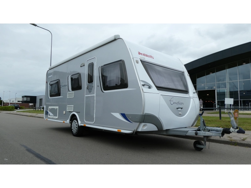 Dethleffs Beduin 510 V Thule Dachmarkise Foto: 6