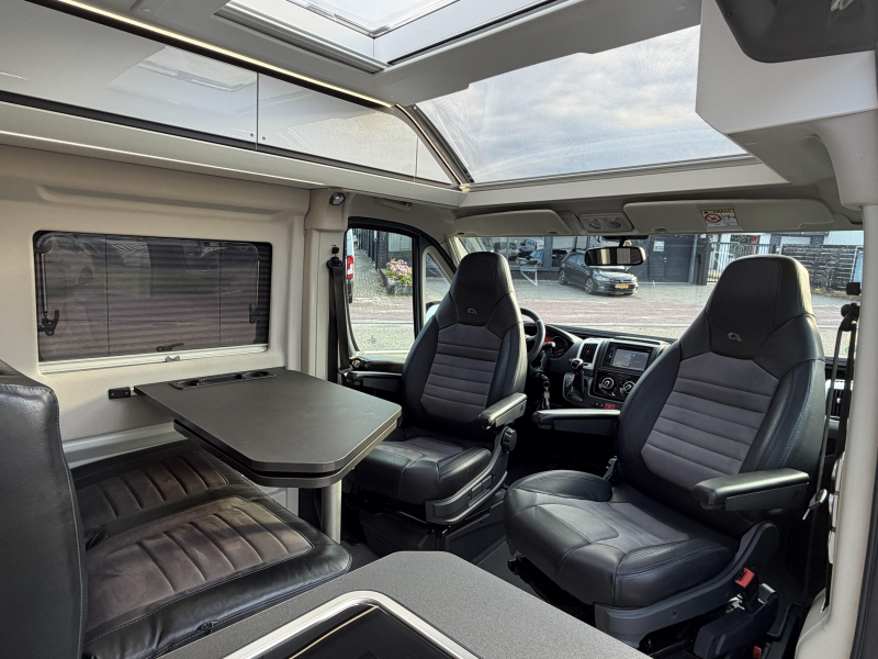 Adria Twin Supreme 640 SLB 9T Automaat-Lengte bedden  foto: 1