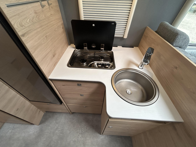 Dethleffs Just Camp T 6812 EB + Airco  foto: 10