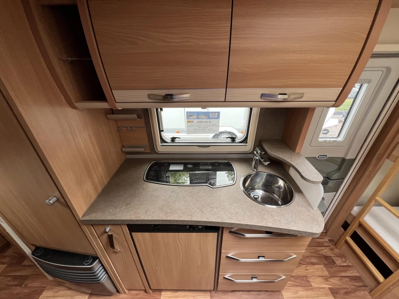 Knaus Sudwind 500 FDK Unico luifel, Hordeur,  foto: 9