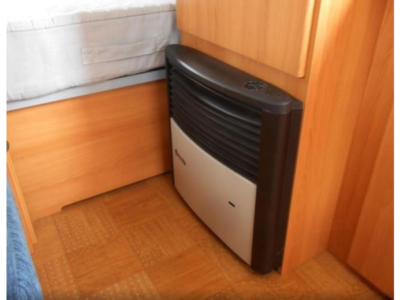 Caravelair Antares 465 Querbett / Markise. Foto: 14