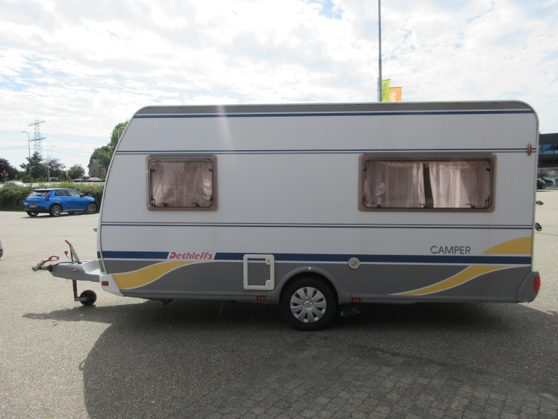 Dethleffs Camper 440 DB TRANSVERSE BED AND MOVER photo: 19