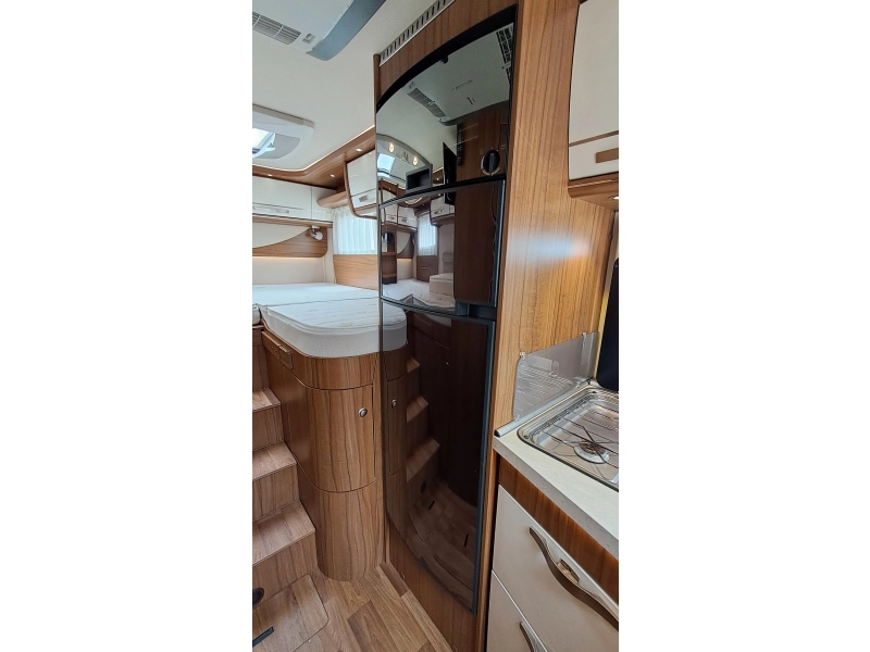 Hymer B 588 Airco / enkel bedden/ E&P  foto: 10