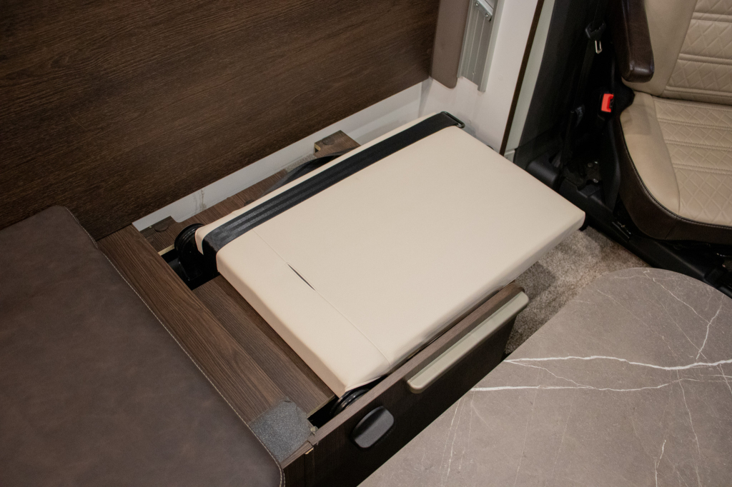 Benimar Tessoro 487 photo: 34