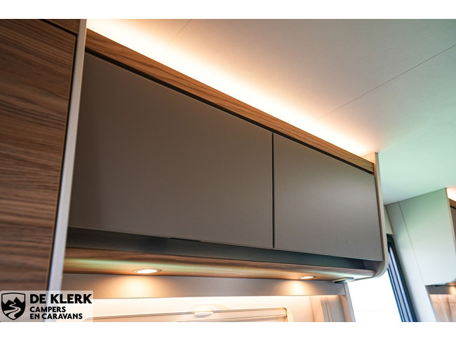 Dethleffs Nomad 460 EL Christmas Special foto: 17