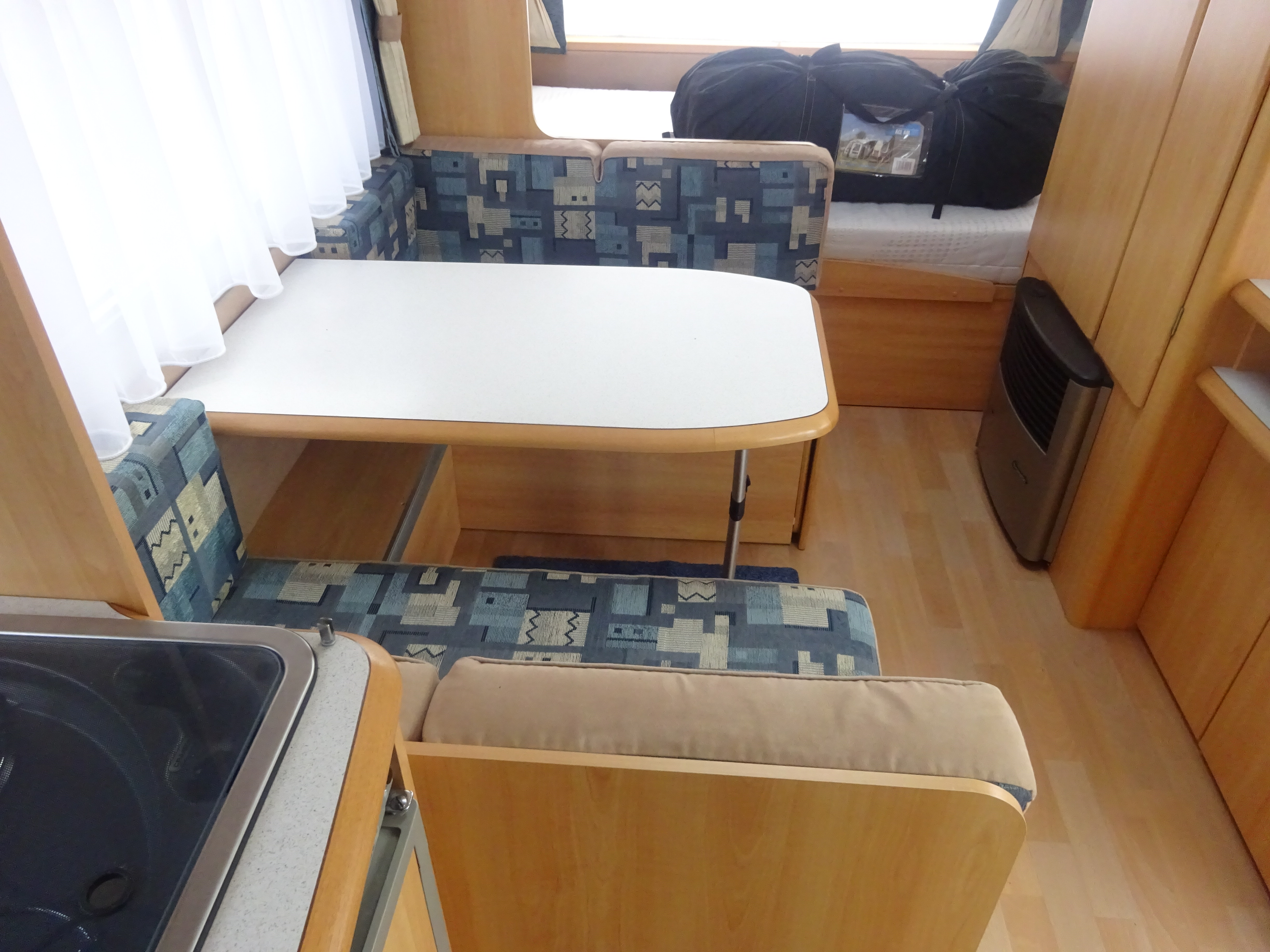 Home-car Racer 450 Ruime Caravan Met Nieuwe Mover foto: 13