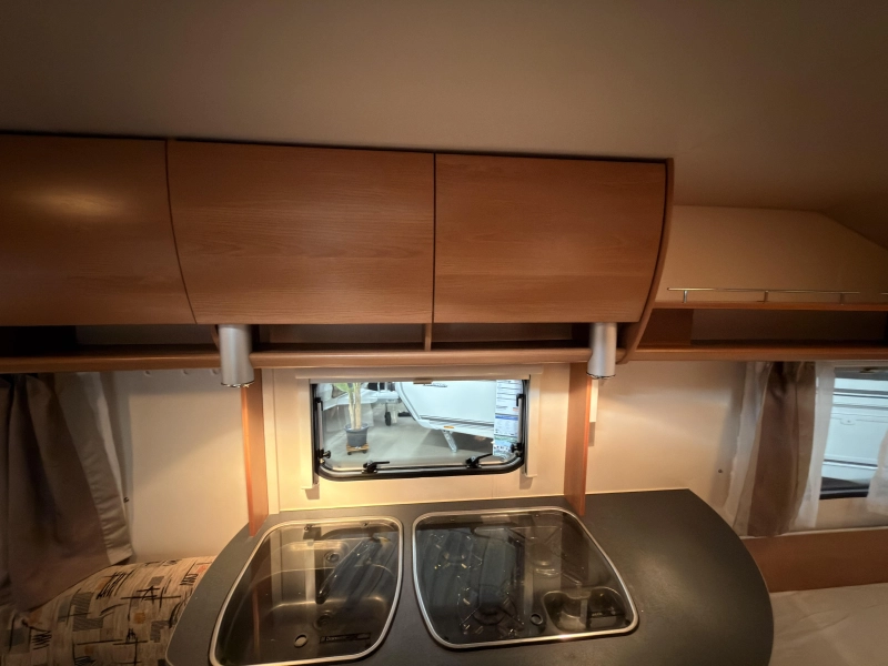 Kip Sky line Special 47 TDB +avance+mover+toldo foto: 8