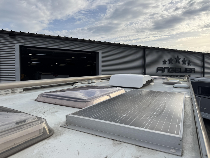 Dethleffs Globetrotter 7850 XL-I Automatik SEHR LUXURI&Ouml;S! Foto: 22
