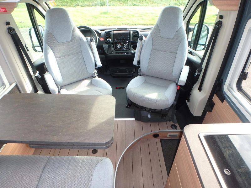 Weinsberg CaraBus 630 ME  foto: 8